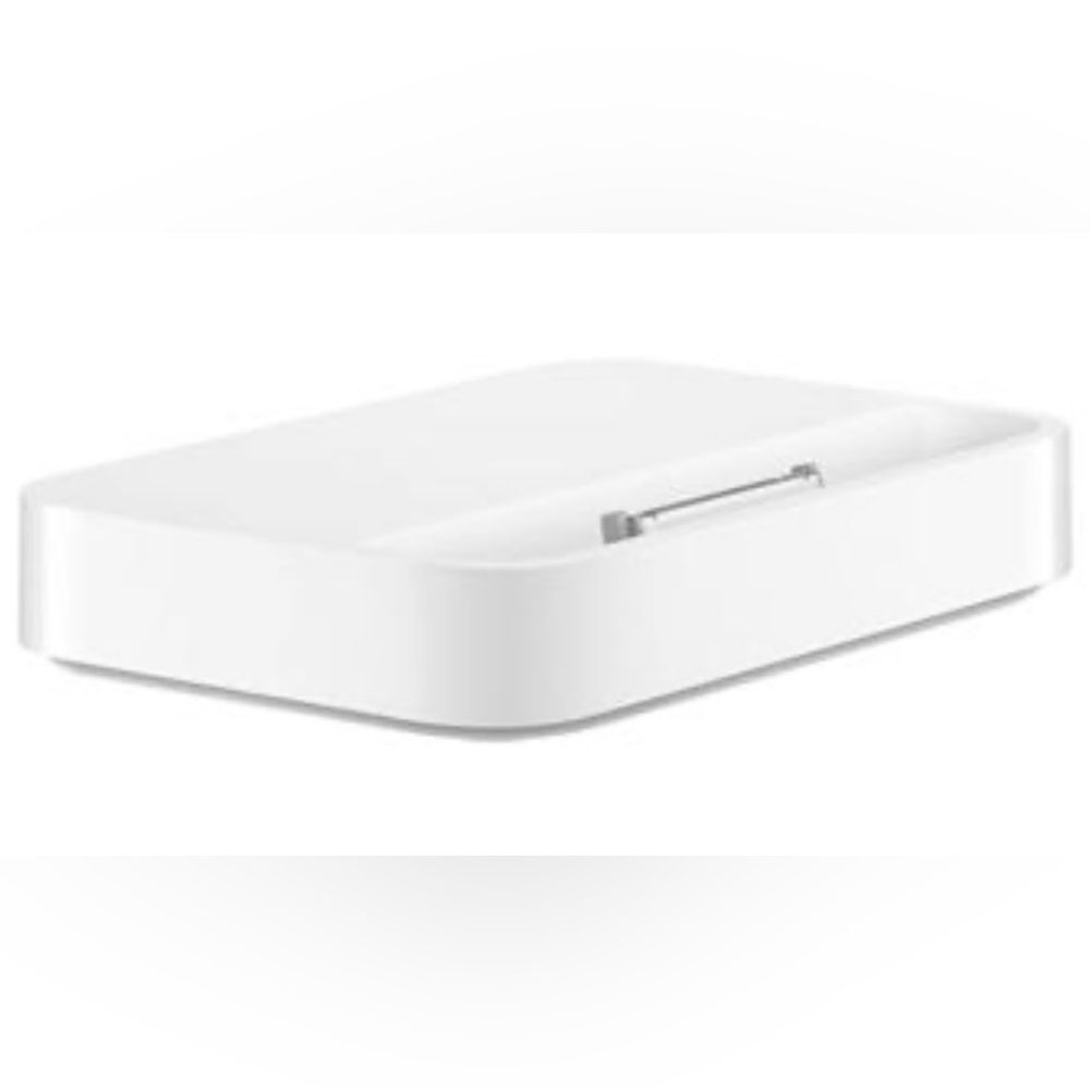 Apple iPhone 4 Dock Charge / Sync Cradle (MC596ZM/B)